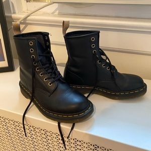 Dr marten boots